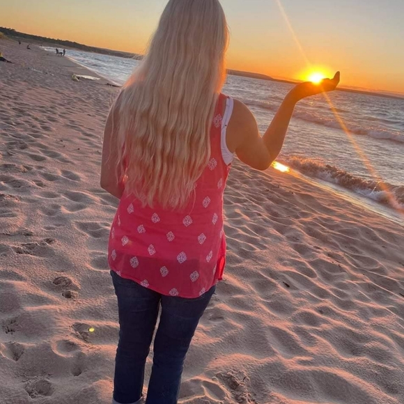 @Willowsrestyle โป๏ธ Like to know when I go live - Picture 4 of 7